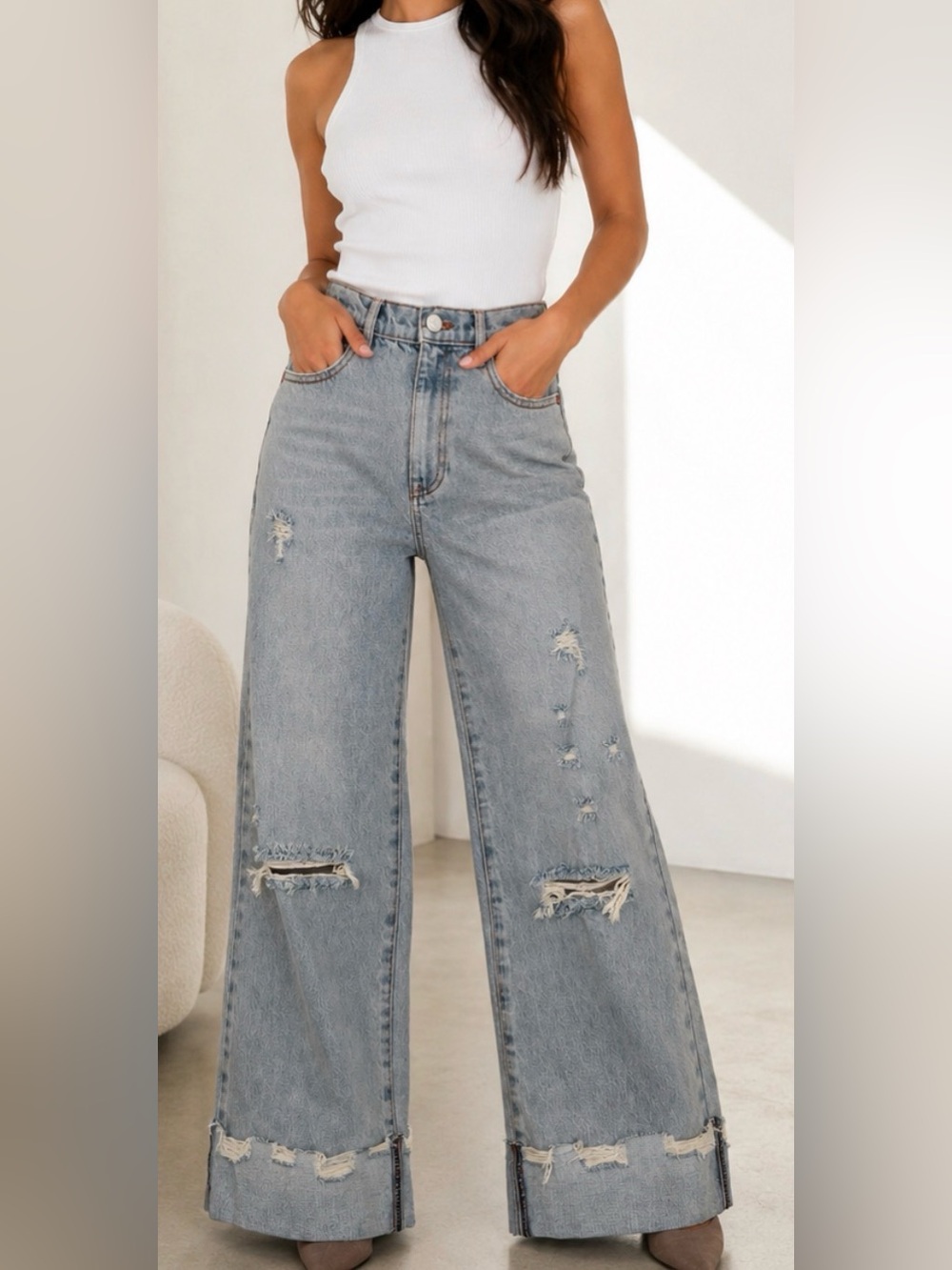 Alice + Olivia High-Rise Wide Leg Distressed Jeans - Size 26 - NWT (MSRP $295)